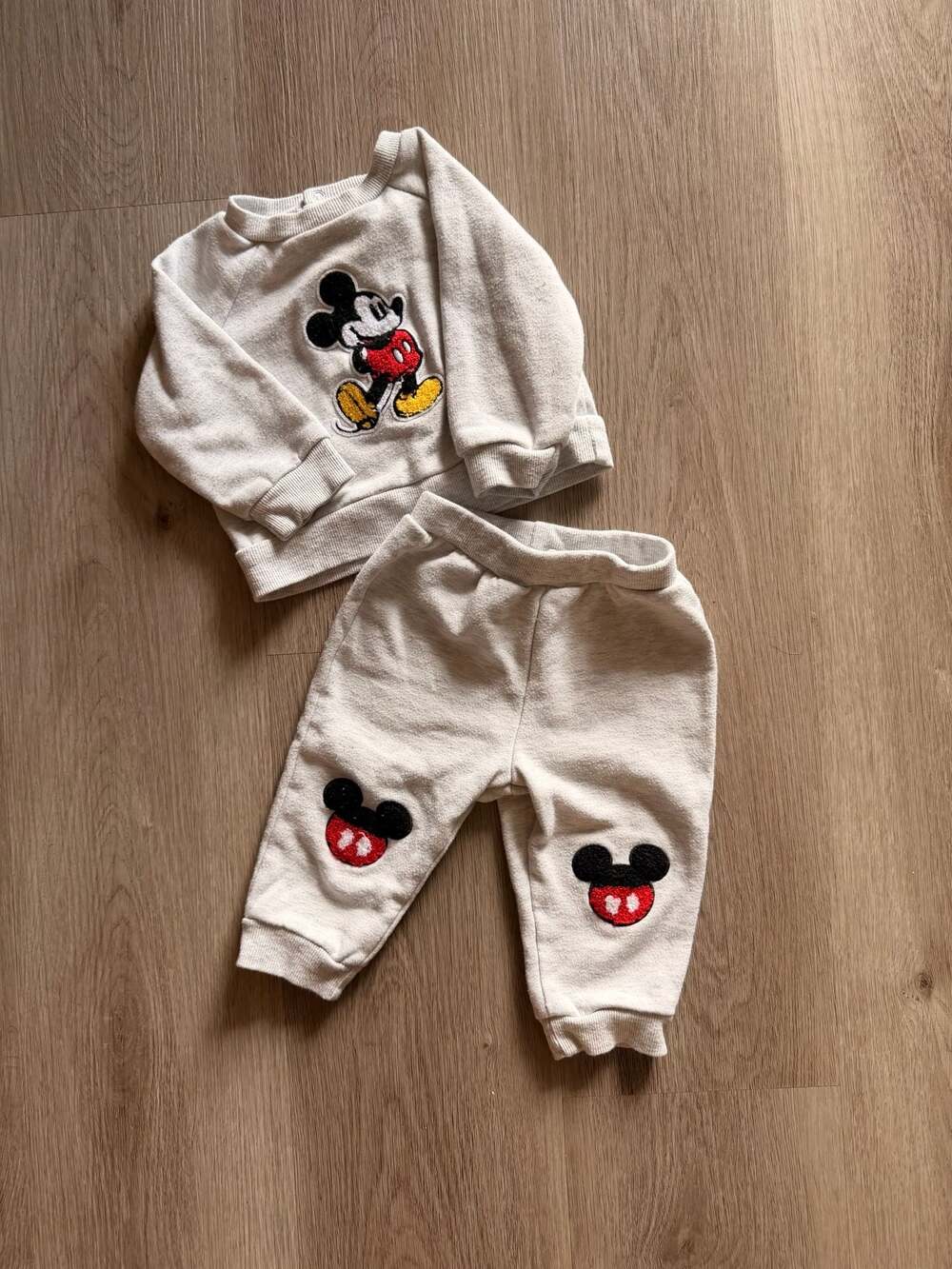 Disney Baby Mickey Mouse 2 Piece Sweat Set 6-9 Months Beige Lounge Outfit